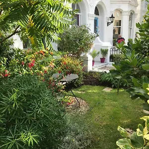 Victorian 5 Mins From The Sea Brighton